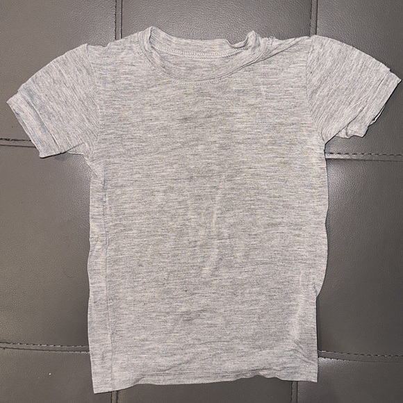 🏷️ 5 for $25 🏷️ Vaenait baby 2T t shirt - Picture 1 of 3